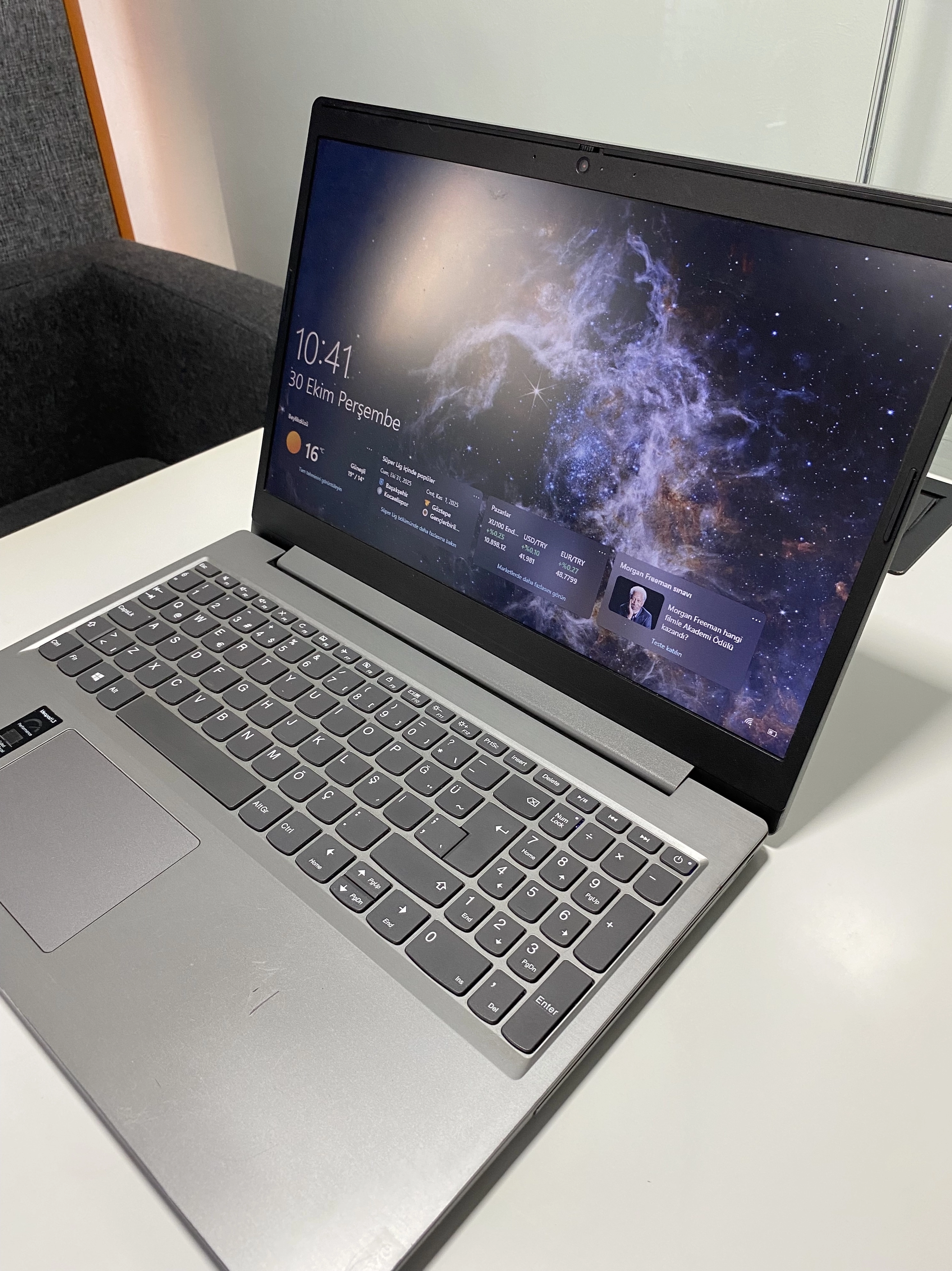 LENOVO IDEAPAD NOTEBOOK (GRİ)