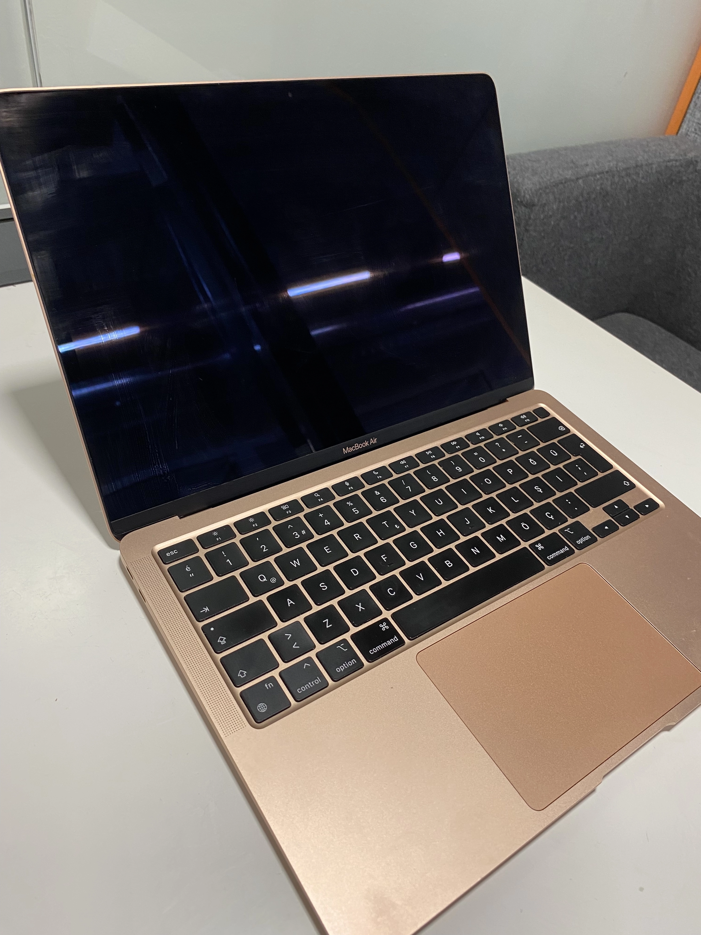 Macbook Air M1 (2021)