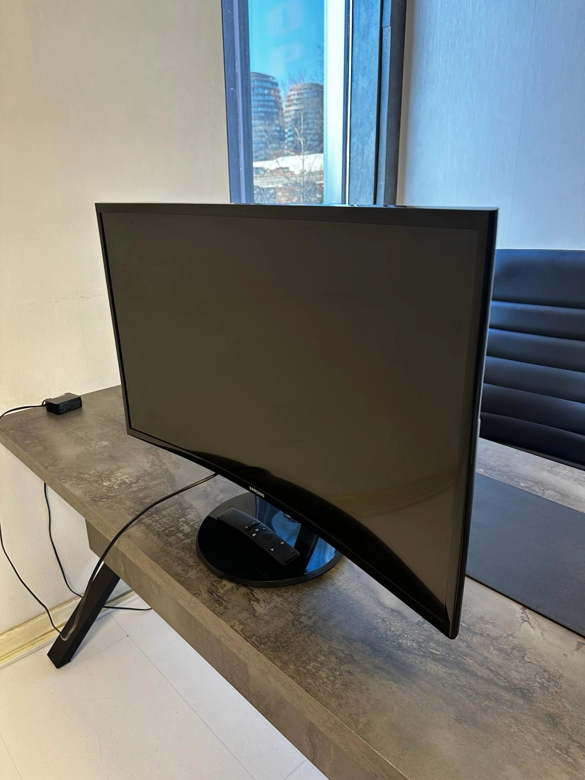 Samsung M5 Smart Monitör