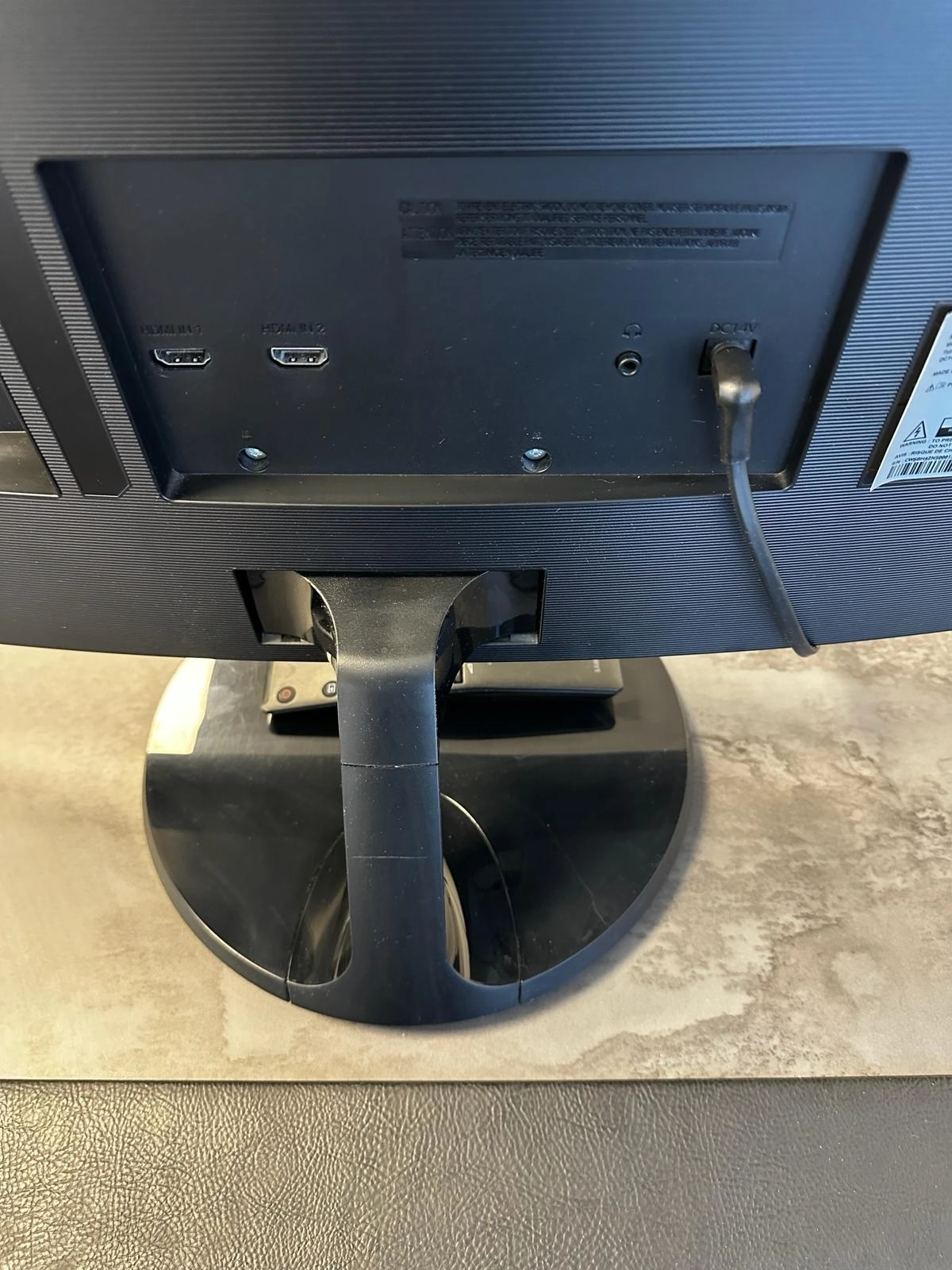 Samsung M5 Smart Monitör