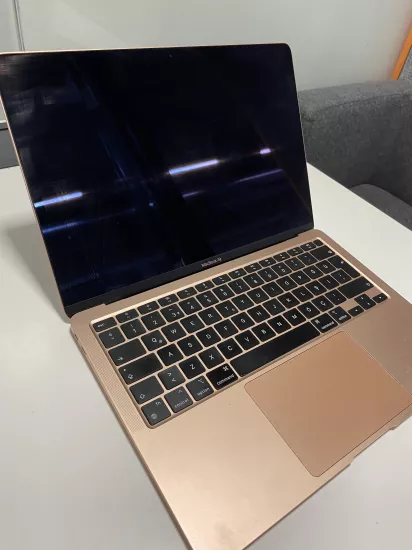 Macbook Air M1 (2021)